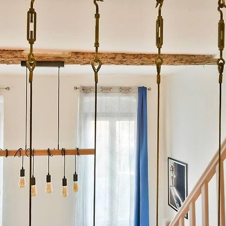 Superbe appartement mezzanine au cœur du Panier Marseille Extérieur photo