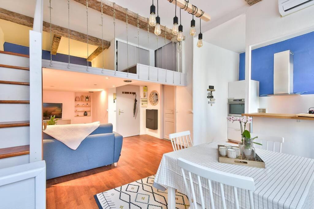 Superbe appartement mezzanine au cœur du Panier Marseille Extérieur photo